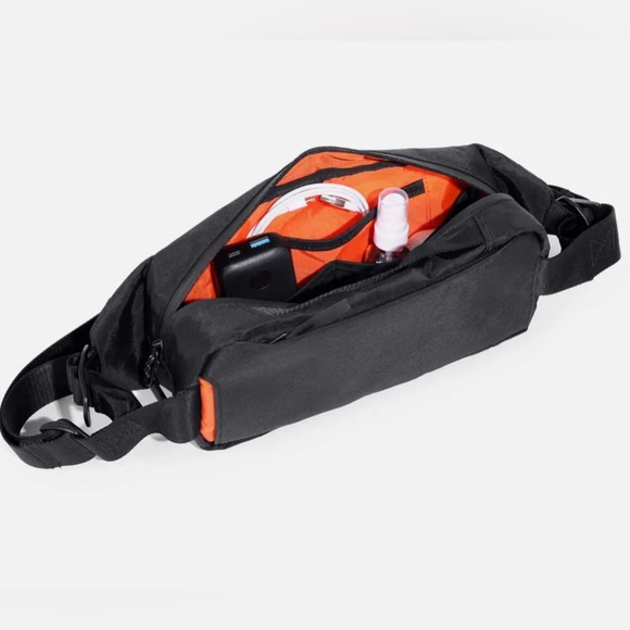 Aer City Sling 2 X-Pac in Black - Picture 7 of 15